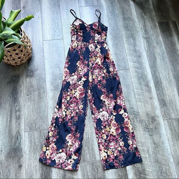 Band of Gypsies Navy Blue Floral Wide Leg Romper Jumpsuit Size Small - Picture 3 of 14